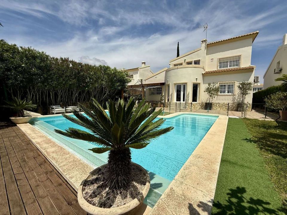 Villa i Orihuela Costa, Alicante - bilde 1