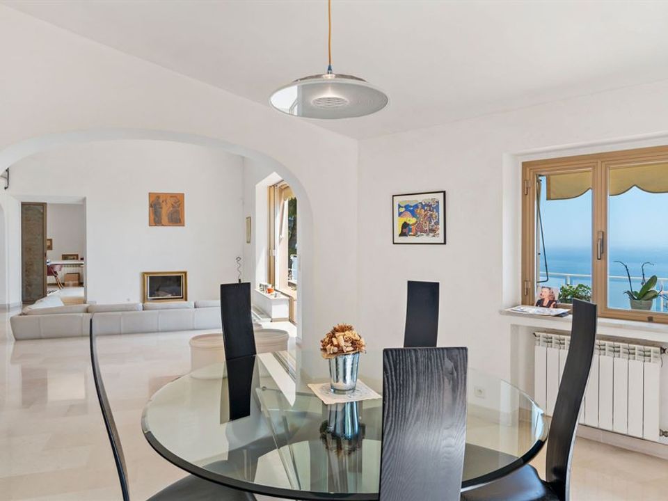 Villa en Roquebrune-Cap-Martin, Alpes-Maritimes - foto 5