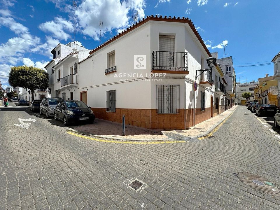 Villa i Estepona, Malaga - foto 1
