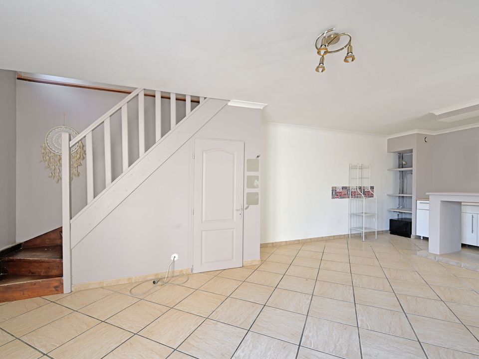 Landsbyhus i Aimargues, Gard - foto 1