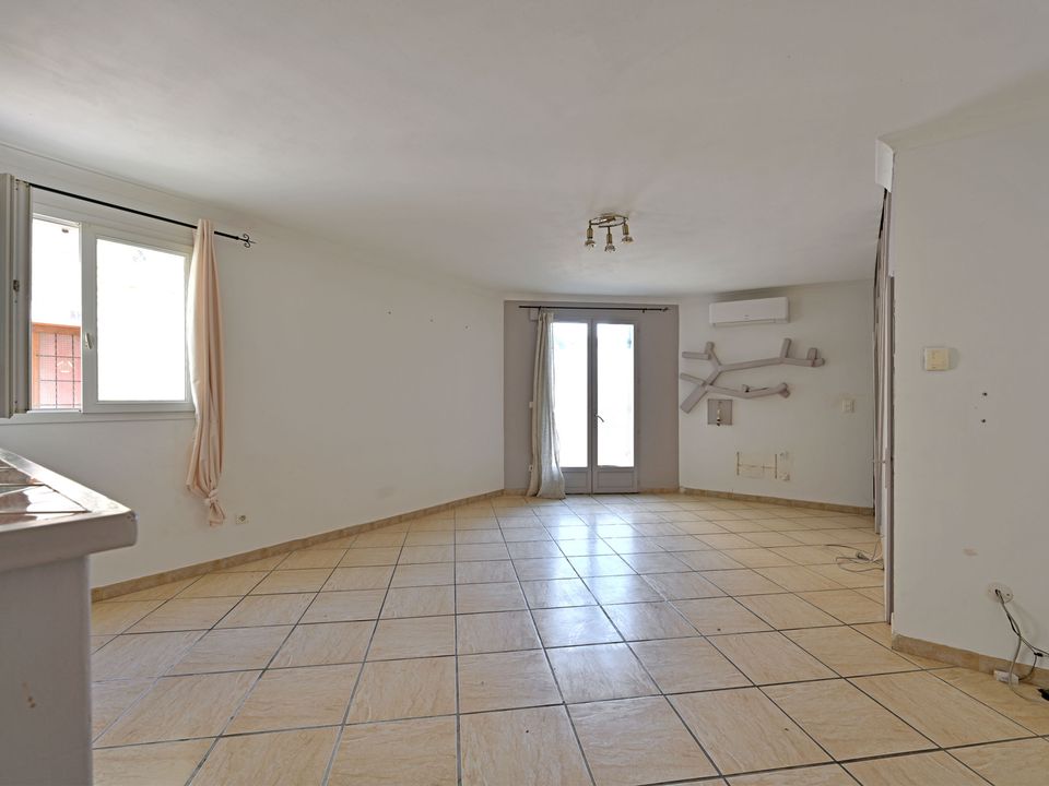 Landsbyhus i Aimargues, Gard - foto 2