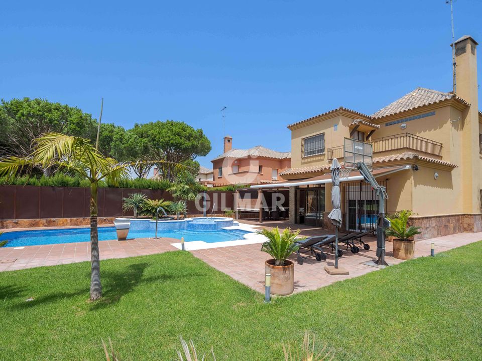 Villa i Chiclana De La Frontera, Cadiz - bilde 1