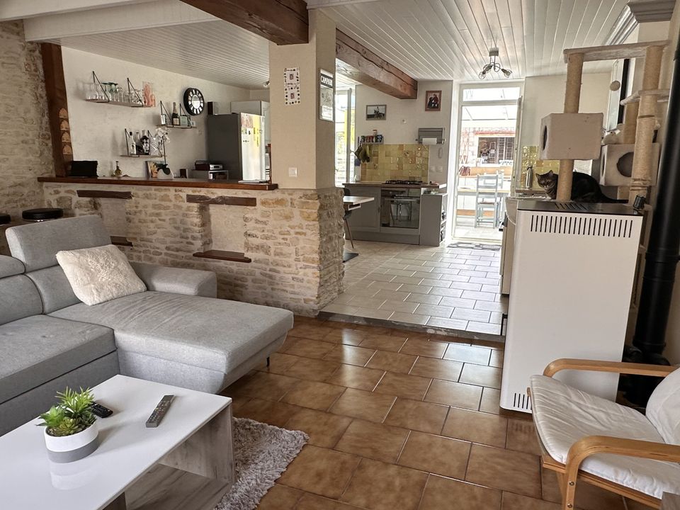 Landsbyhus i Asnieres-la-Giraud, Charente-Maritime - foto 3