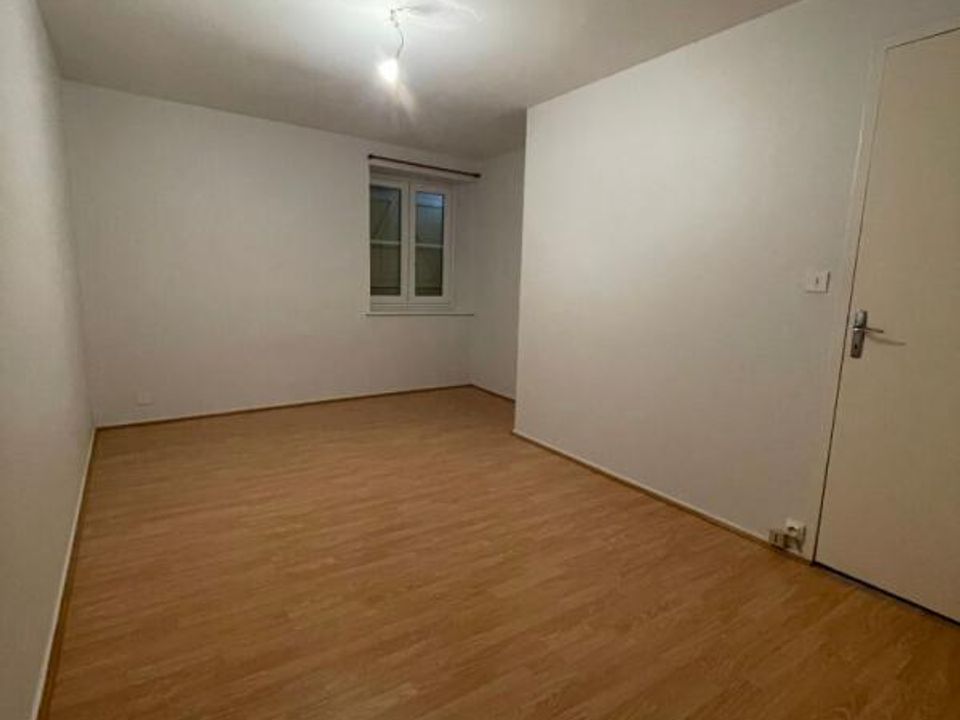 Apartment in Gray, Haute-Saone - photo 2
