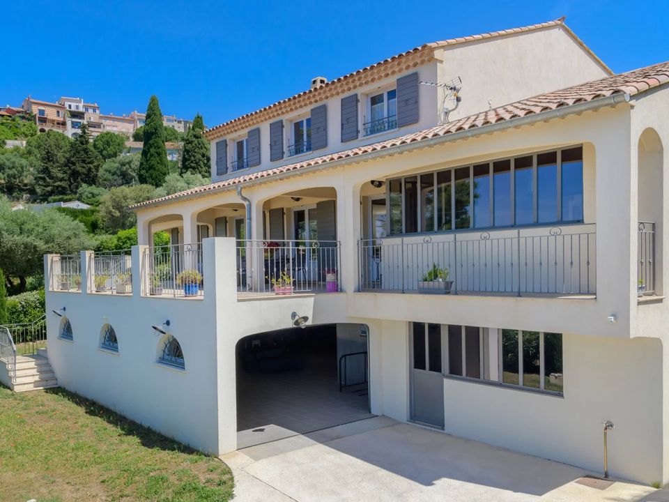 Villa i Le Castellet, Var - foto 1