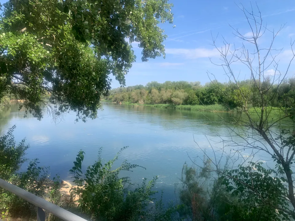 Helårsgrund i Ginestar, Tarragona - foto 1