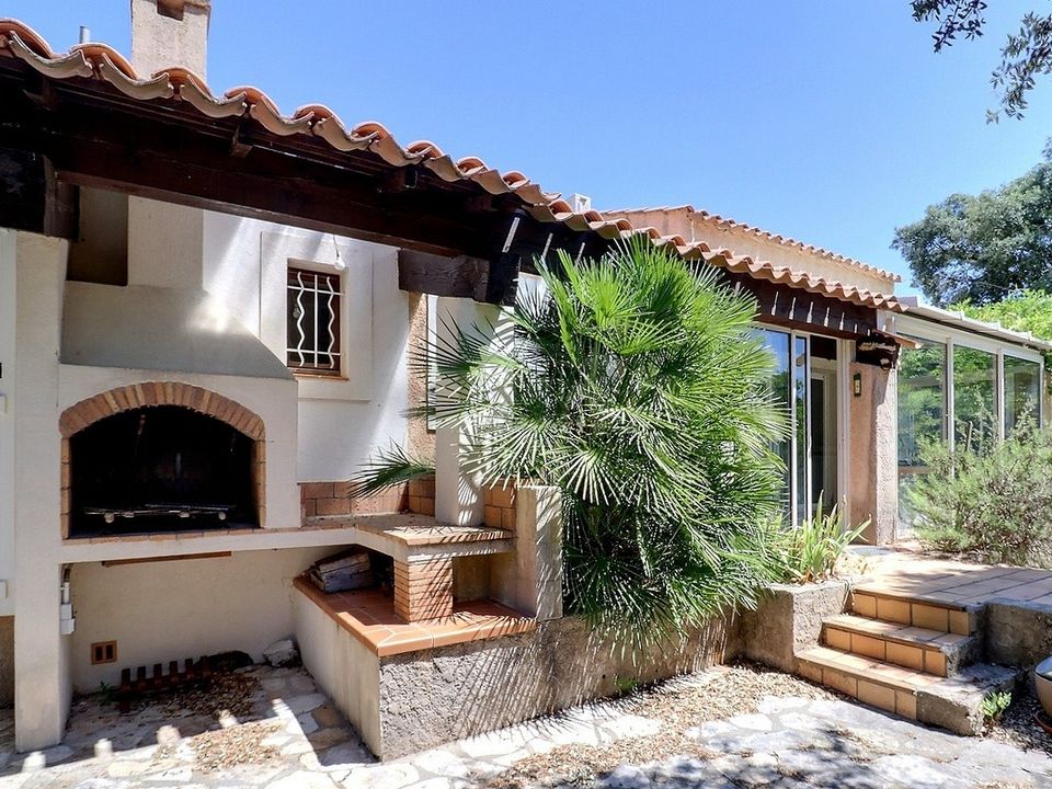 Villa i Saint-Mathieu-de-Treviers, Herault - foto 1