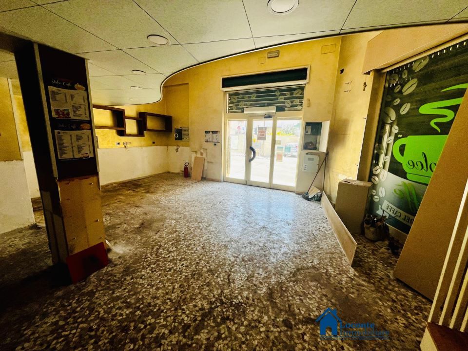 Erhvervsejendom i Capurso, Bari - foto 2