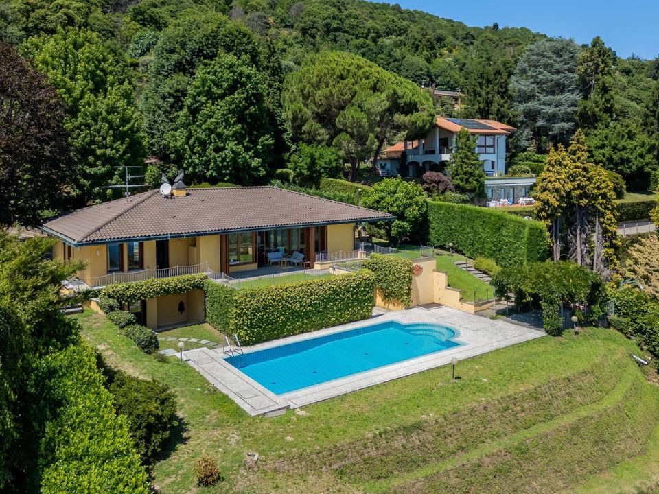 Villa i Lesa, Novara - foto 1