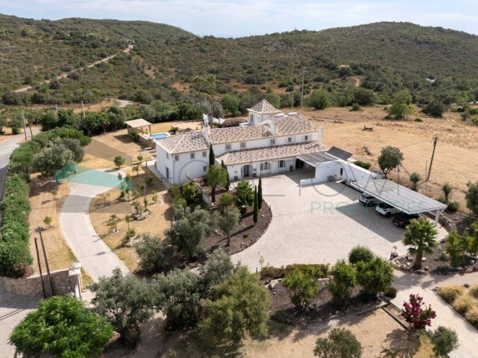Villa i Santa Barbara de Nexe, Faro - bilde 1
