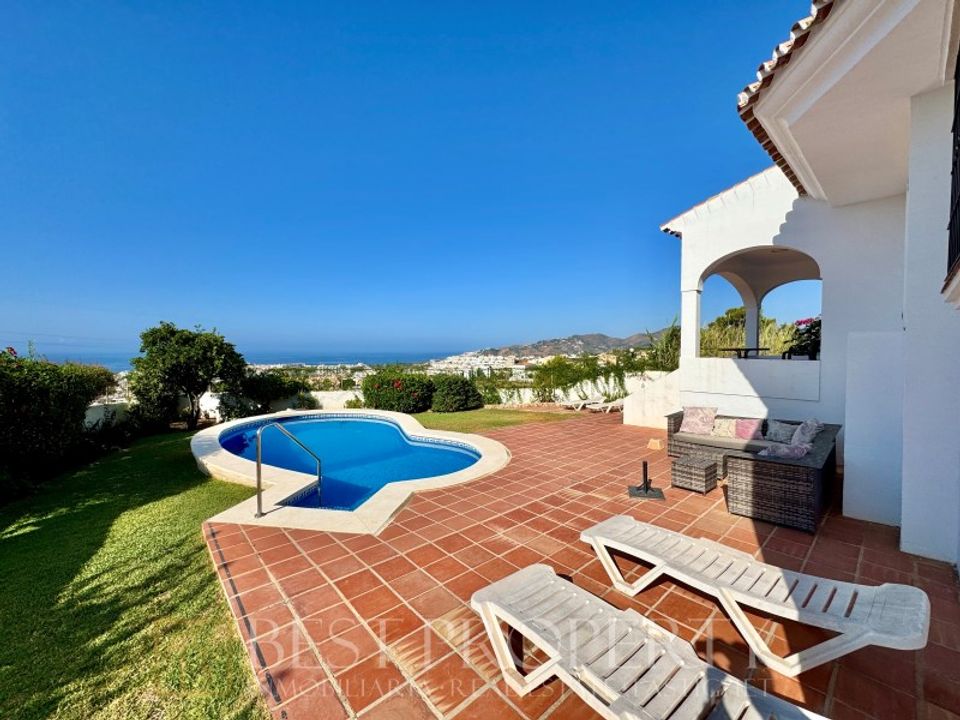 Villa i Nerja, Malaga - foto 4