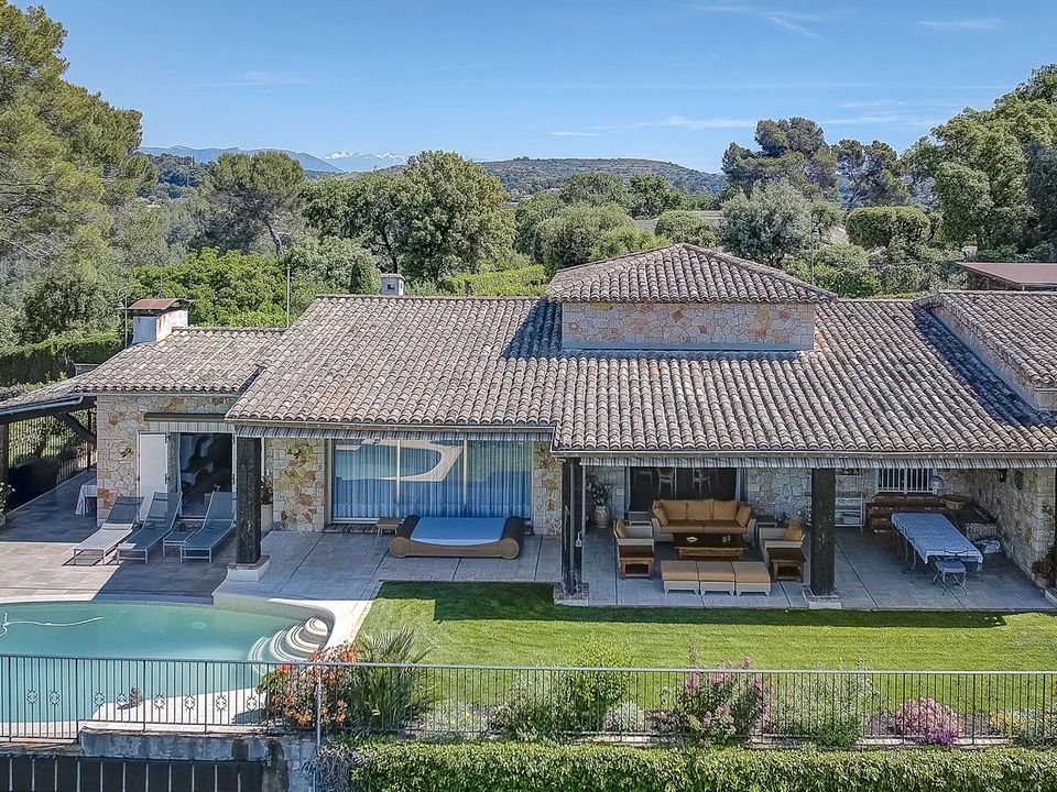 Villa i Biot, Alpes-Maritimes - foto 1