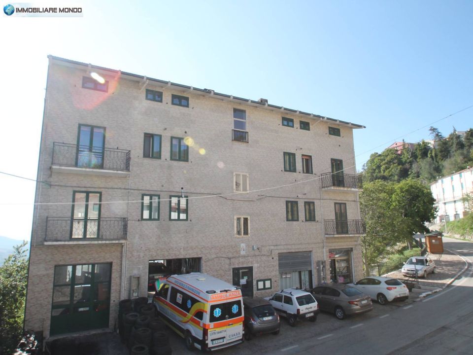 Erhvervsejendom i Castelmauro, Campobasso - foto 2