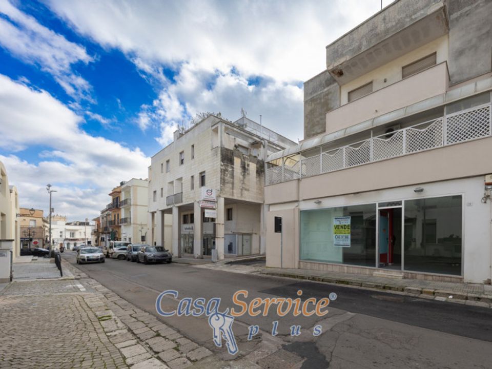 Erhvervsejendom i Casarano, Lecce - foto 4