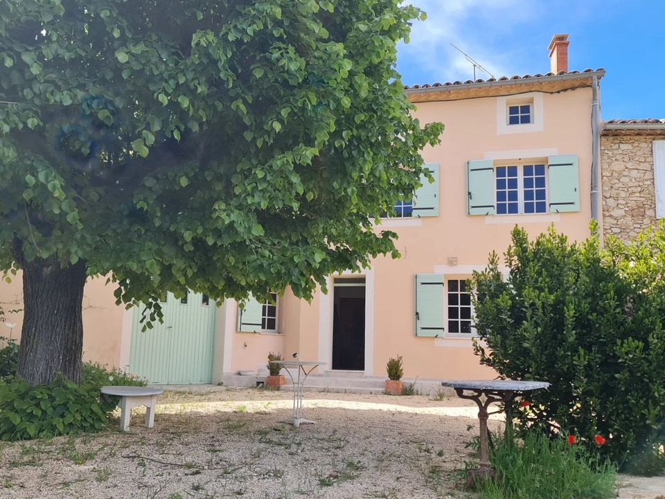 Villa i Saint-Saturnin-les-Apt, Vaucluse - foto 1