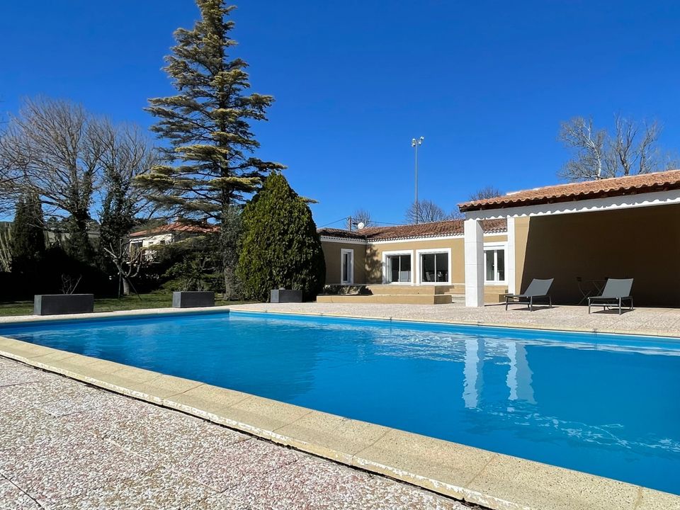 Villa i Entraigues-sur-la-Sorgue, Vaucluse - foto 2