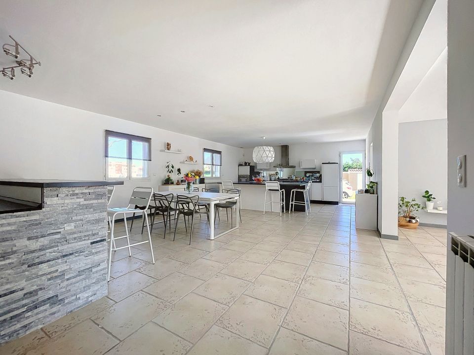 Villa i Entraigues-sur-la-Sorgue, Vaucluse - foto 5