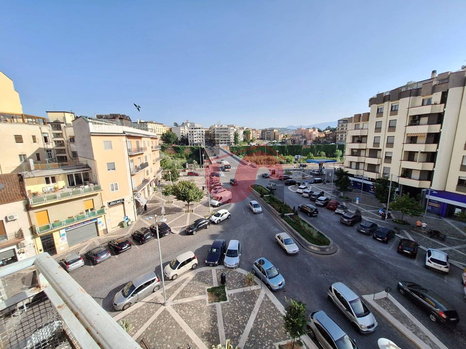 Lejlighed i Benevento, Benevento - foto 1