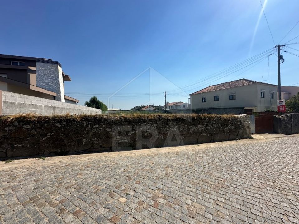 Helårsgrund i Terroso, Porto - foto 2