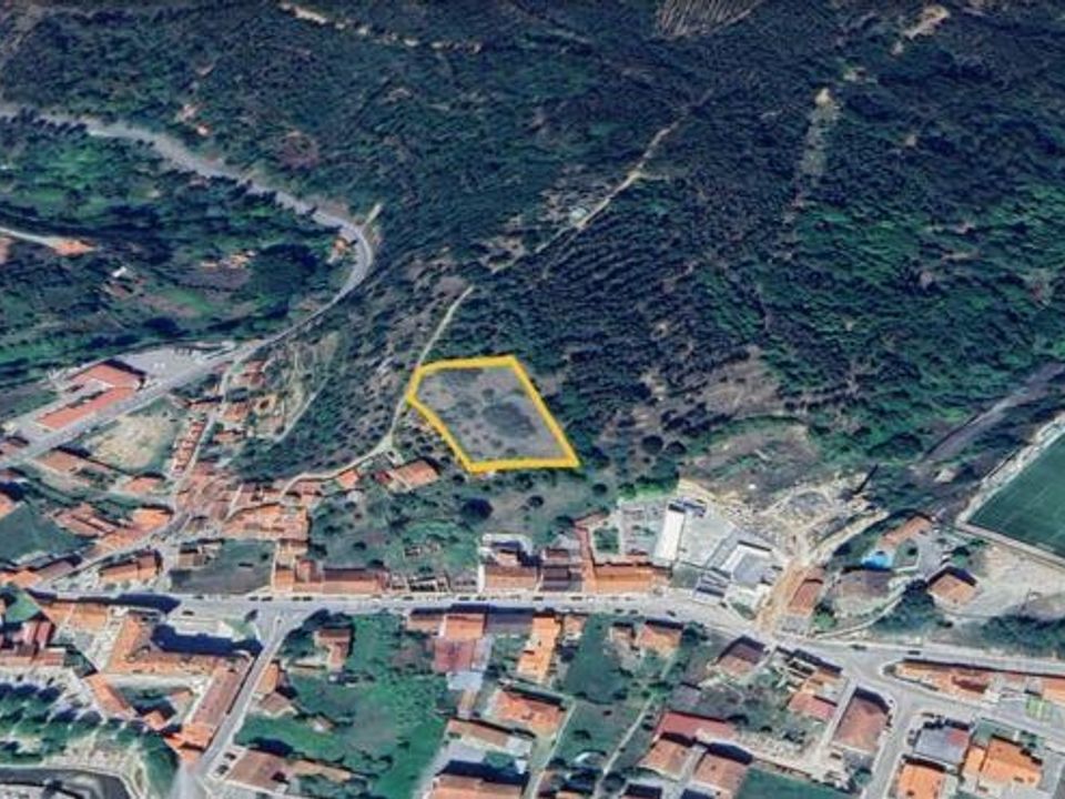 Helårsgrund i Miranda do Corvo, Coimbra - foto 3