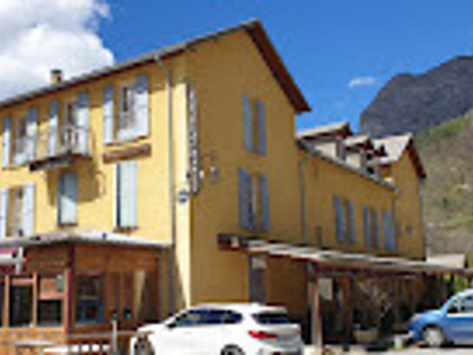 Erhvervsejendom i Colmars, Alpes-de-Haute-Provence - foto 1