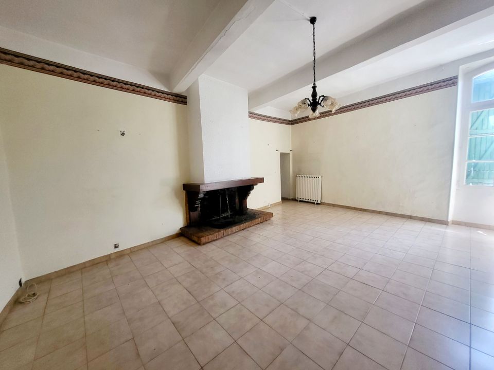 Landsbyhus i Bessan, Herault - bilde 1