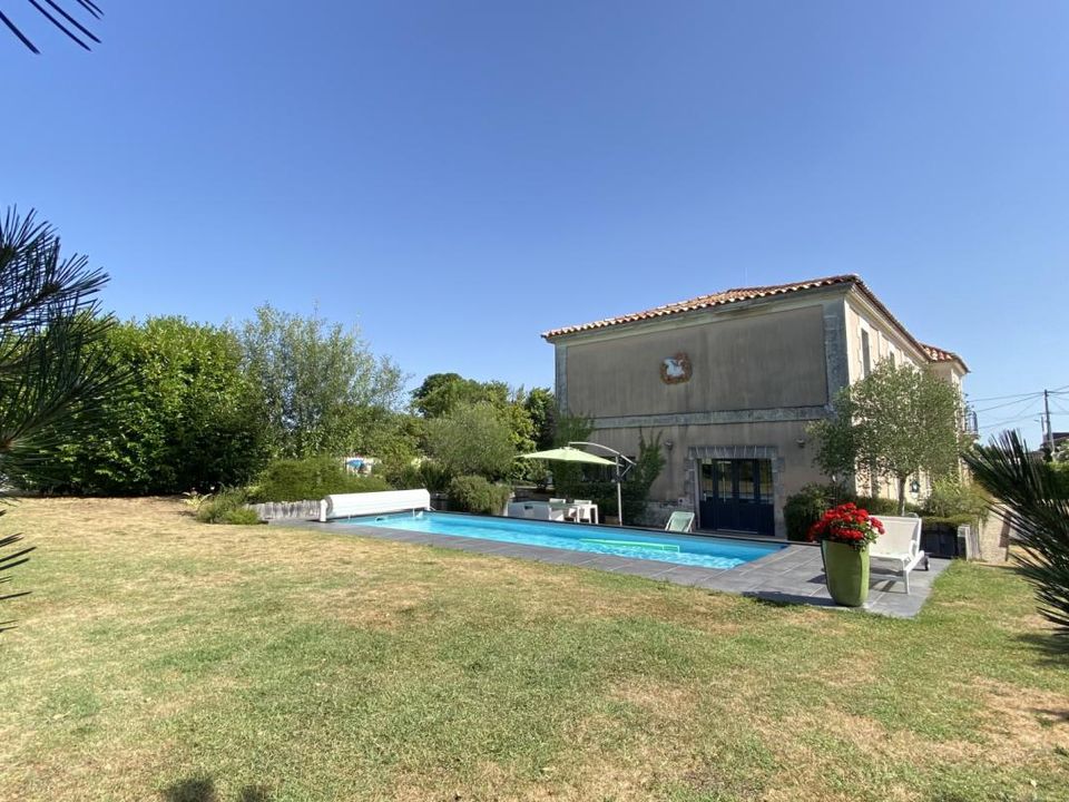 Villa i Brie-sous-Mortagne, Charente-Maritime - foto 2