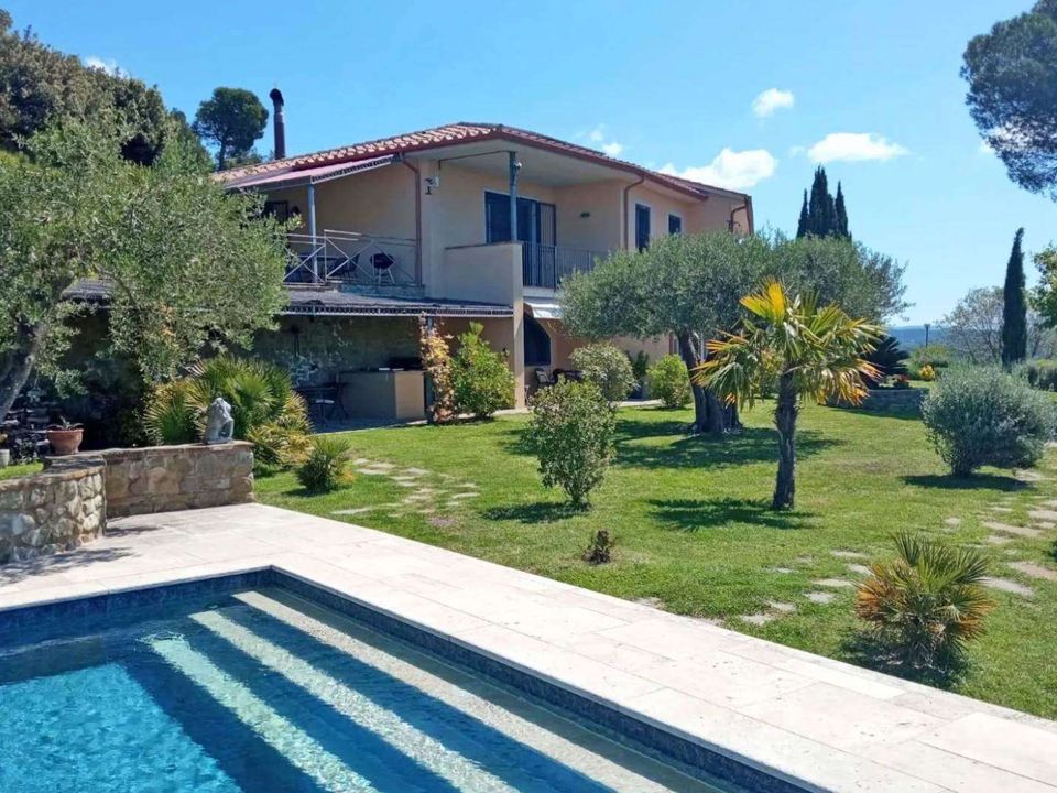 Villa i Passignano Sul Trasimeno, Perugia - foto 1