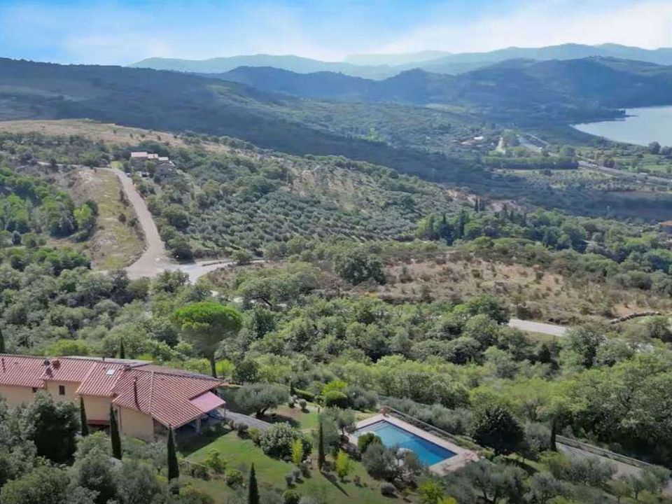 Villa i Passignano Sul Trasimeno, Perugia - foto 2