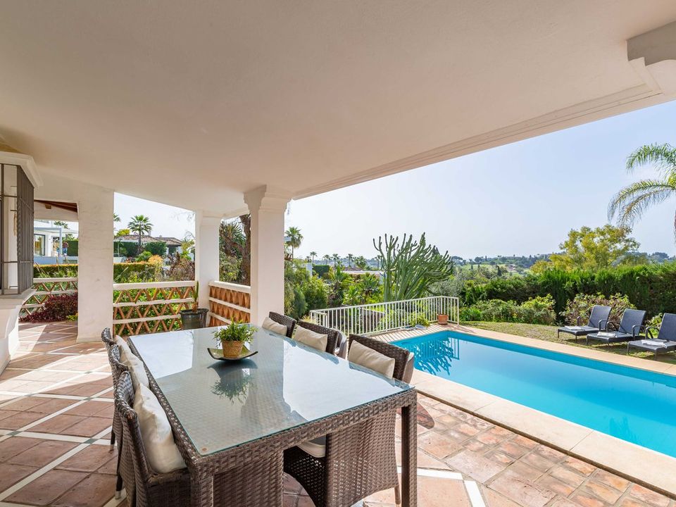 Villa i El Paraiso, Malaga - foto 2
