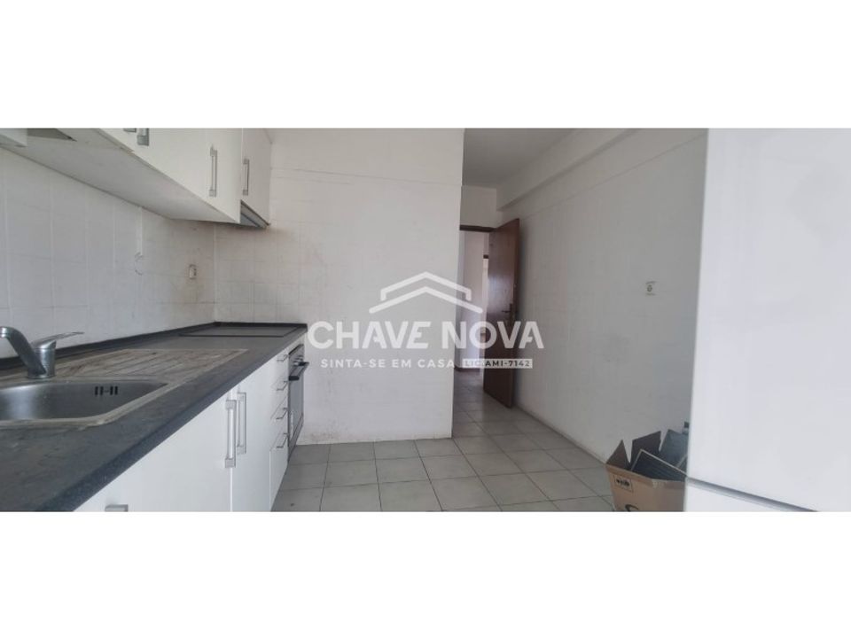 Lejlighed i Carnaxide, Lisbon - foto 1