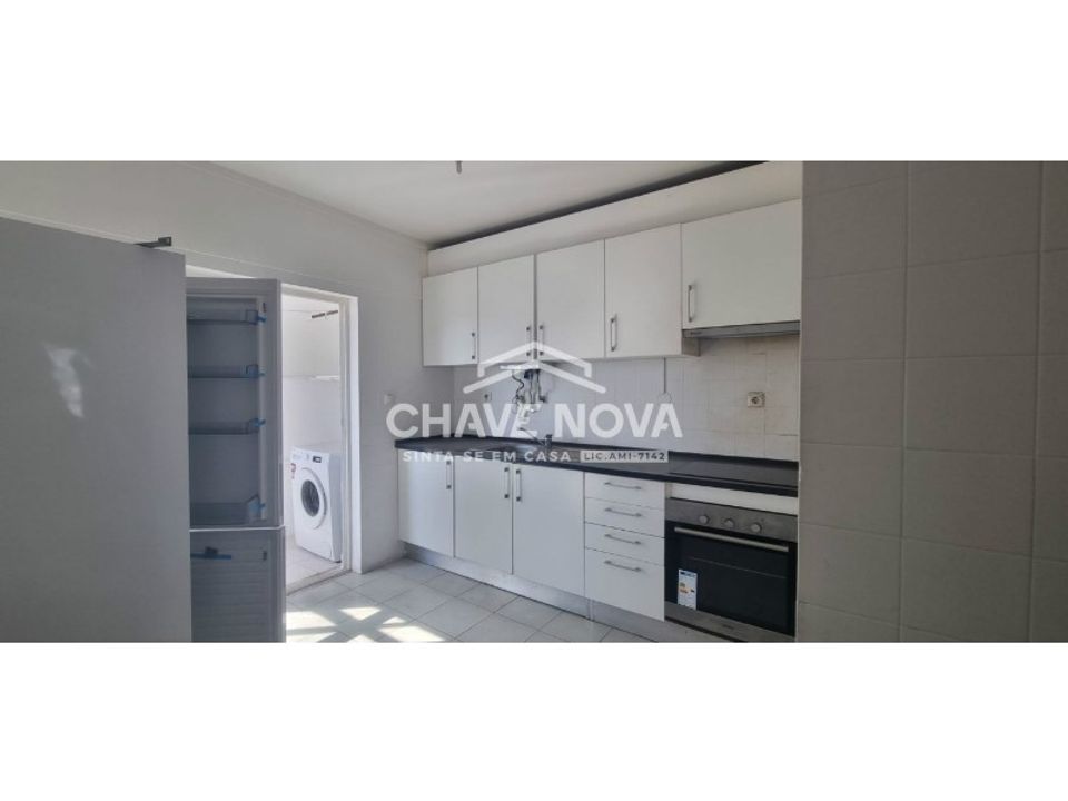 Lejlighed i Carnaxide, Lisbon - foto 4