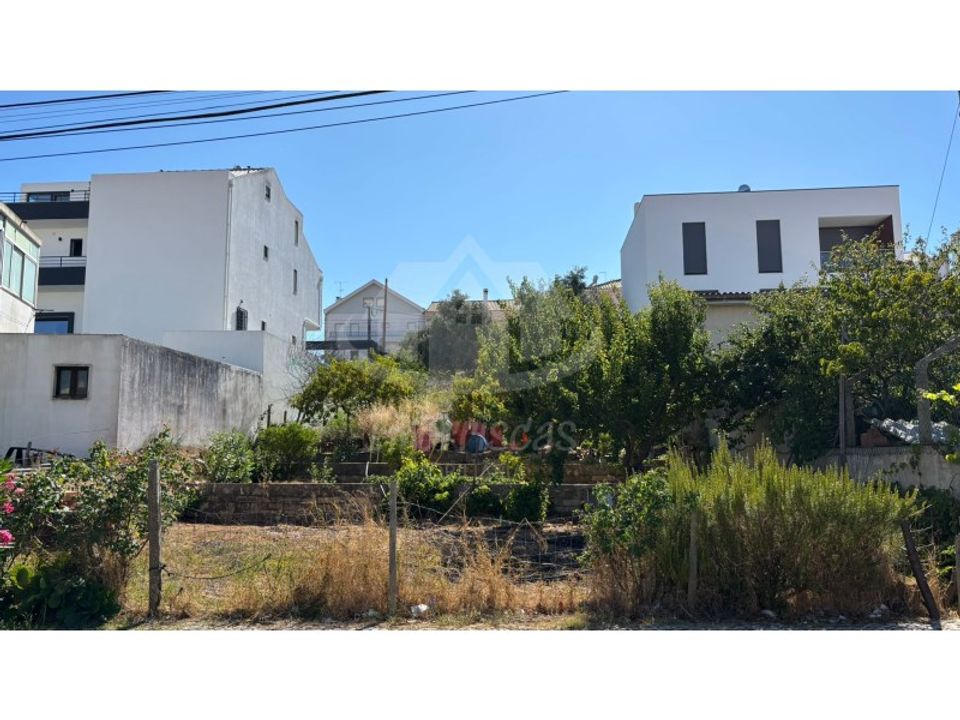 Helårsgrund i Santa Iria de Azoia, Lisbon - foto 1