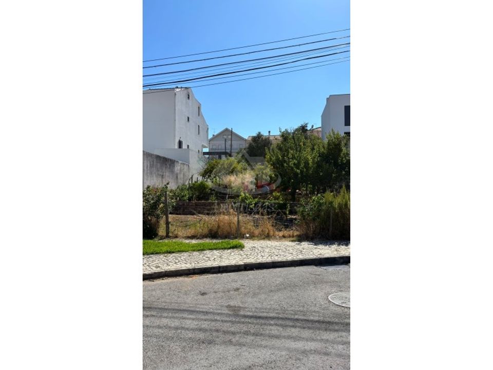 Helårsgrund i Santa Iria de Azoia, Lisbon - foto 5