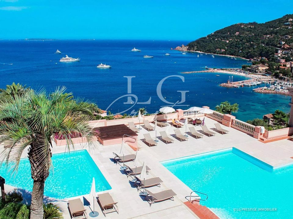 Lejlighed i Theoule-sur-Mer, Alpes-Maritimes - foto 1