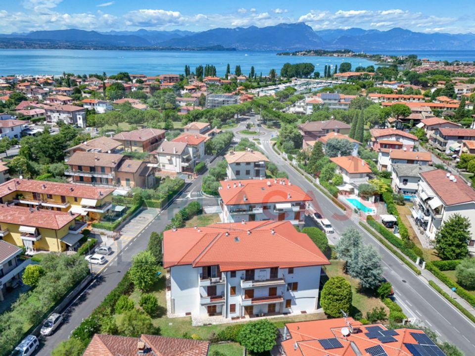 Lejlighed i Sirmione, Brescia - foto 2