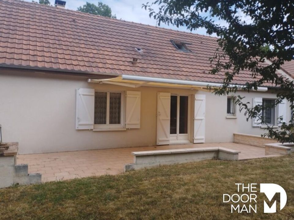 Bungalow i Saint-Florent-sur-Cher, Cher - foto 1