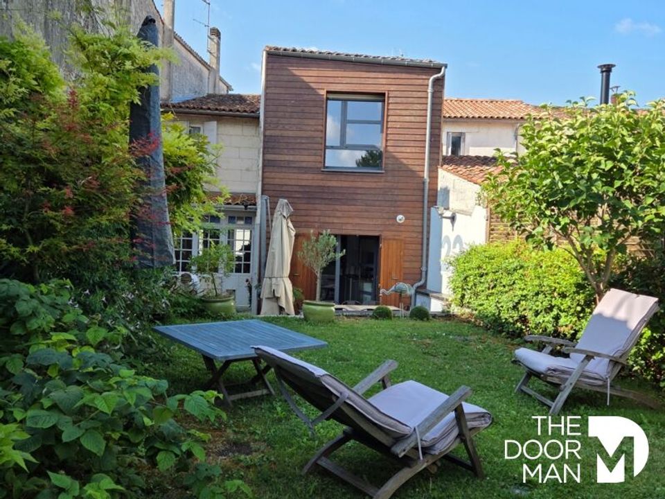 Byhus i Saintes, Charente-Maritime - foto 1