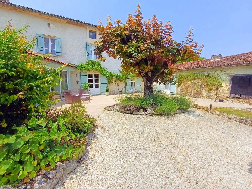 Villa i Aubeterre-sur-Dronne, Charente - foto 3