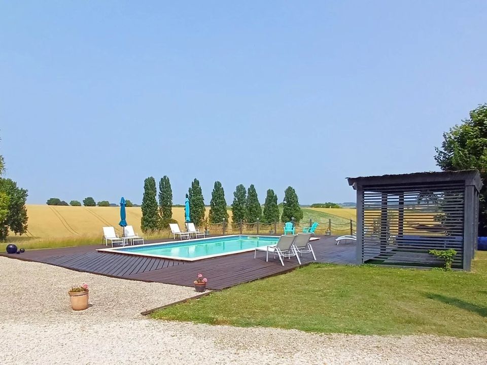 Villa i Aubeterre-sur-Dronne, Charente - foto 1