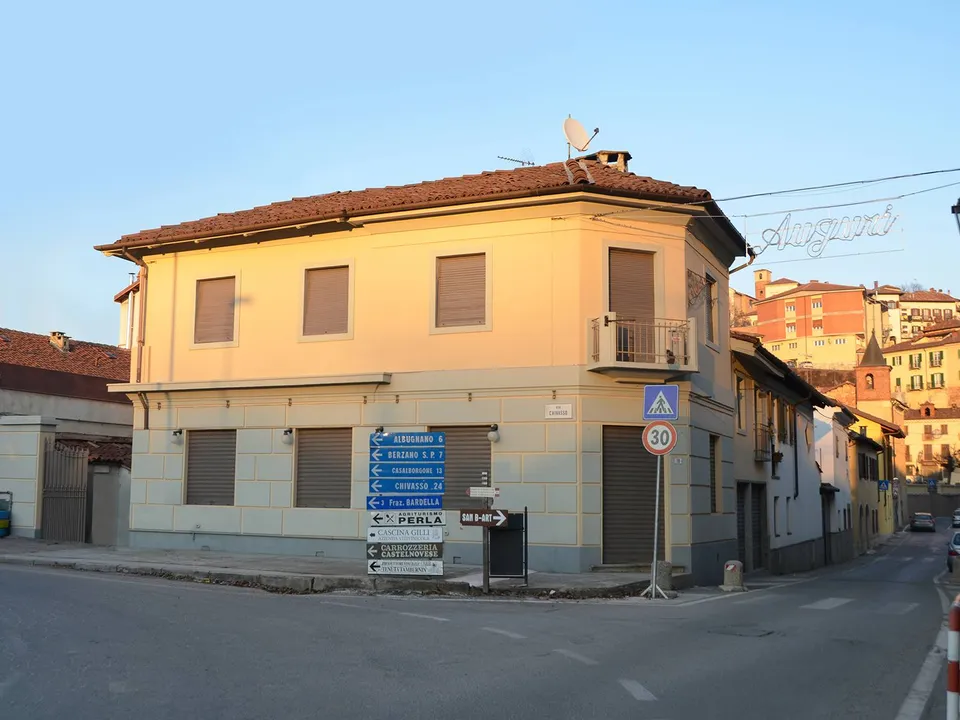Erhvervsejendom i Castelnuovo Don Bosco, Asti - foto 1