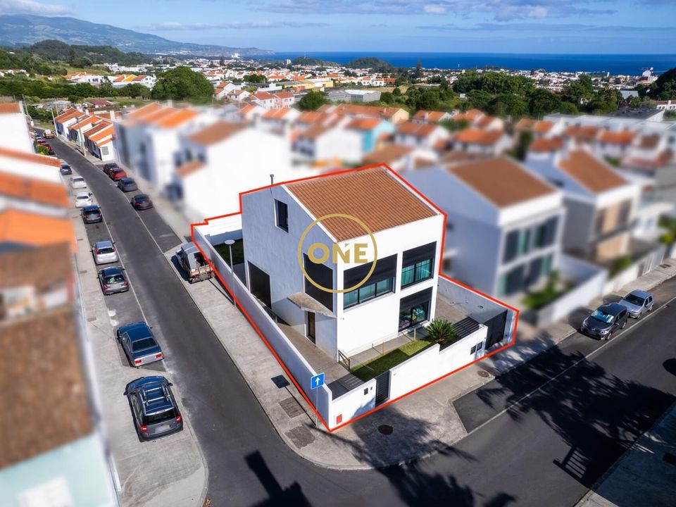 Byhus i Ponta Delgada, Sao Miguel - foto 1