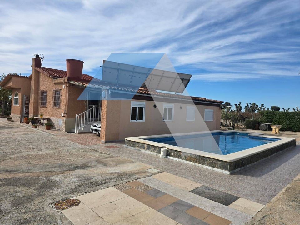 Villa i Las Bayas, Alicante - foto 1