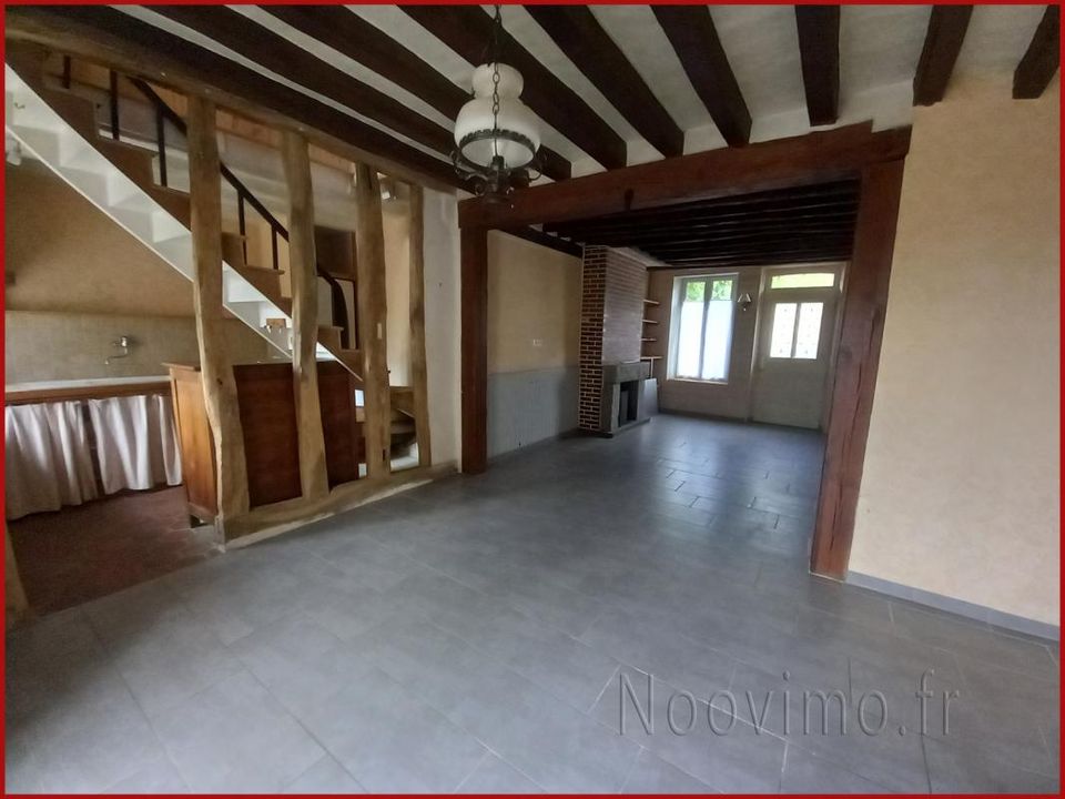 Landsbyhus i Charny-Oree-de-Puisaye, Yonne - foto 1