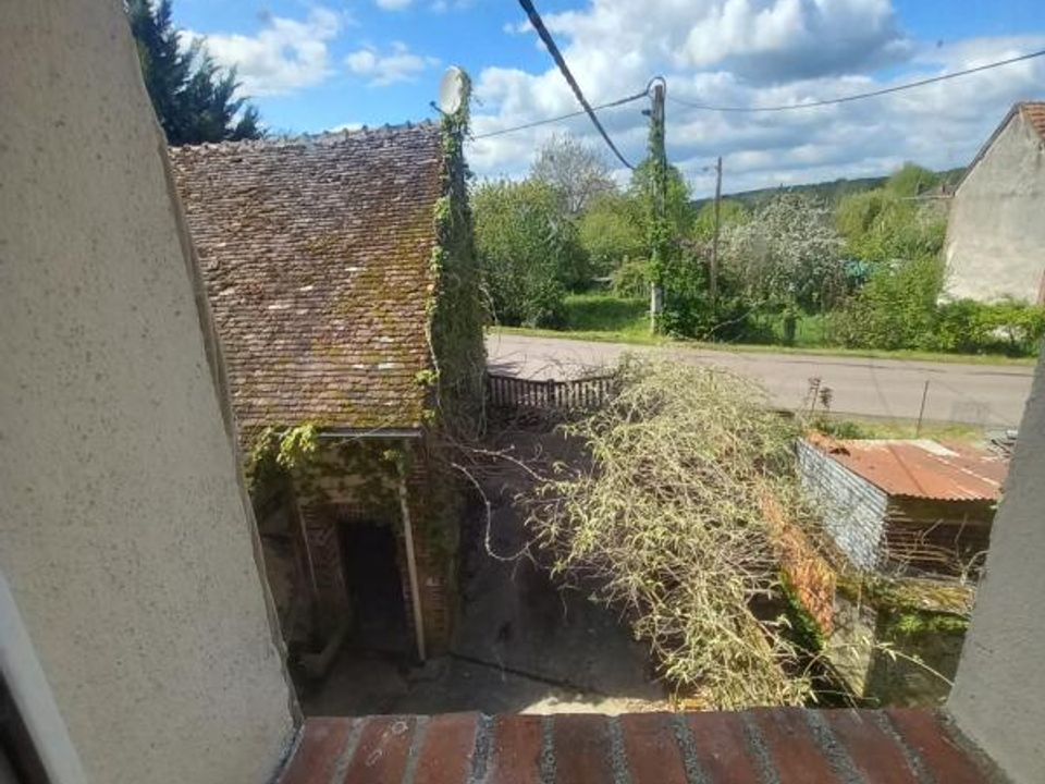 Landsbyhus i Charny-Oree-de-Puisaye, Yonne - foto 3