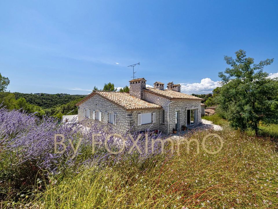 Villa in Biot, Alpes-Maritimes - foto 1