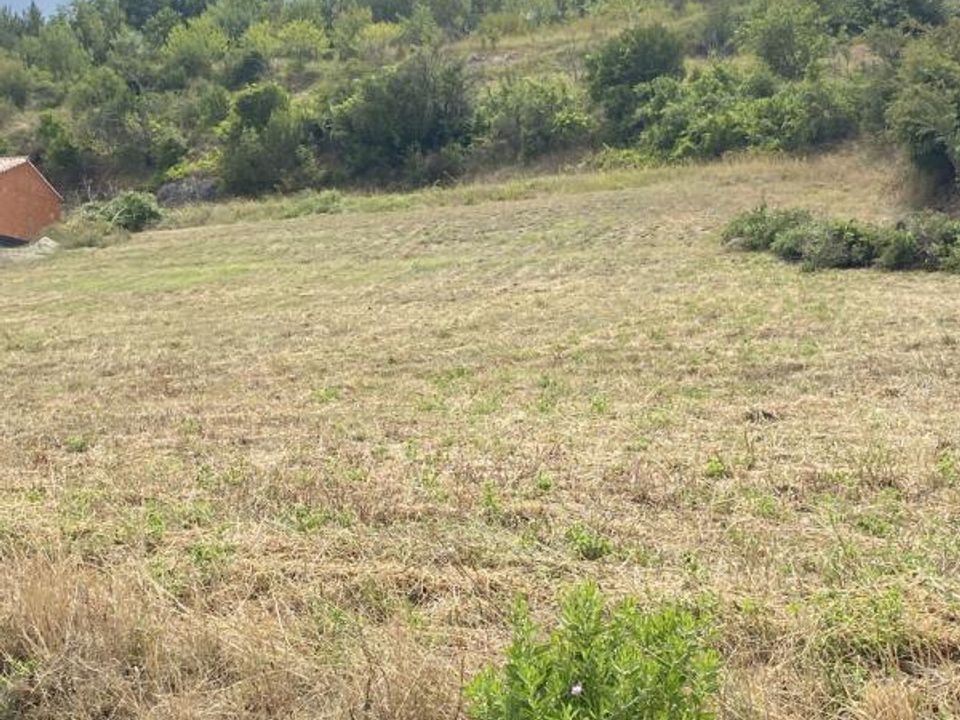 Helårsgrund i Limoux, Aude - foto 1