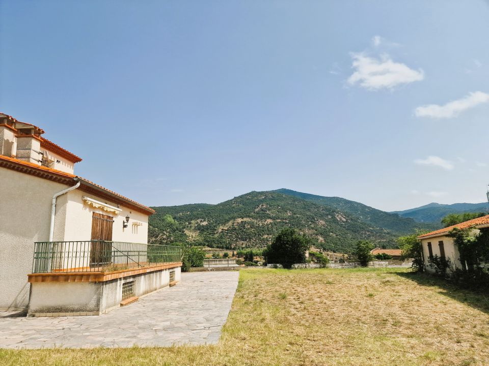 Villa a Le Perthus, Pyrenees-Orientales - foto 2