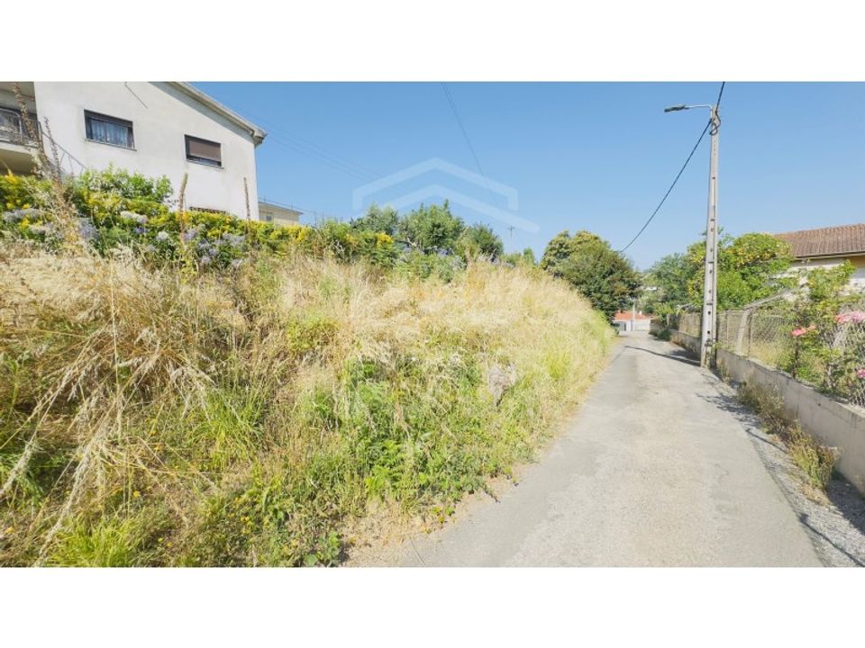 Helårsgrund i Vilar de Andorinho, Porto - foto 1