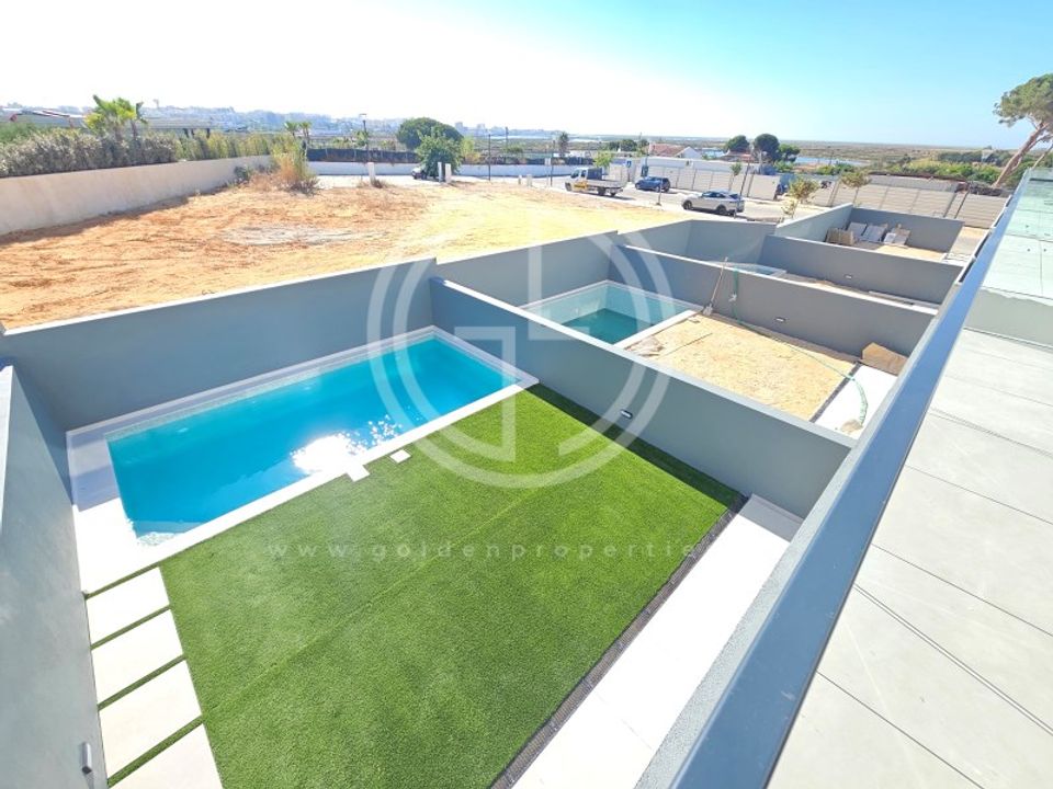 Villa i Montenegro, Faro - foto 1